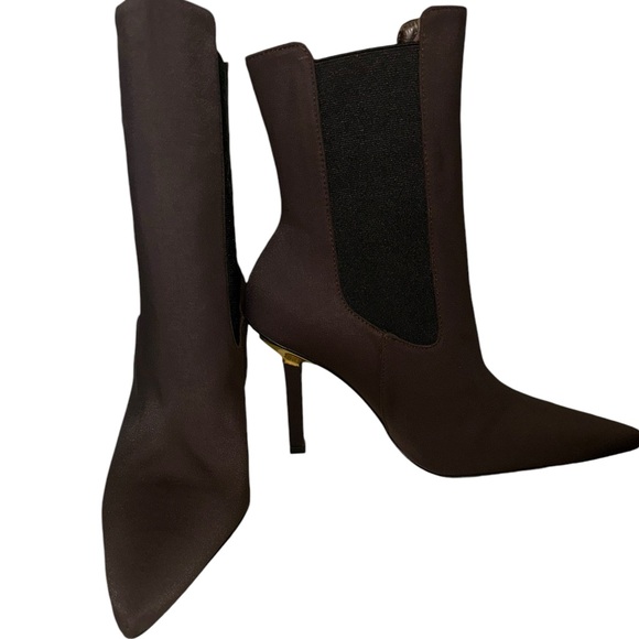 NWOB Good American Brown Suede Booties, Size 9 1/2 - Picture 2 of 6